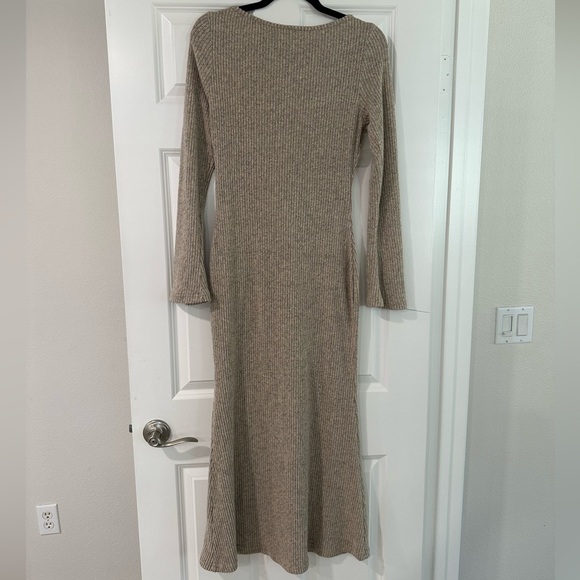 Tan Ribbed Knit Dress - Picture 4 of 6